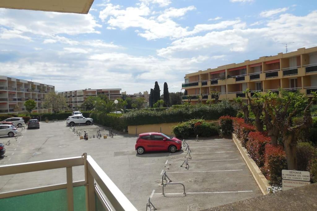 Apartament Agreable T3, Bormes Les Mimosas Zewnętrze zdjęcie
